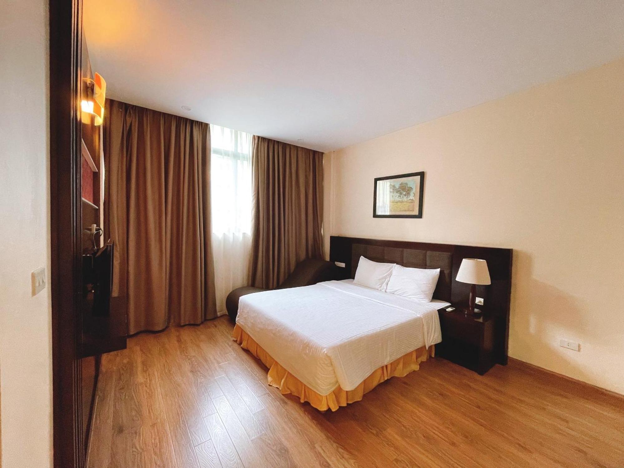 Muong Thanh Thanh Nien Hotel